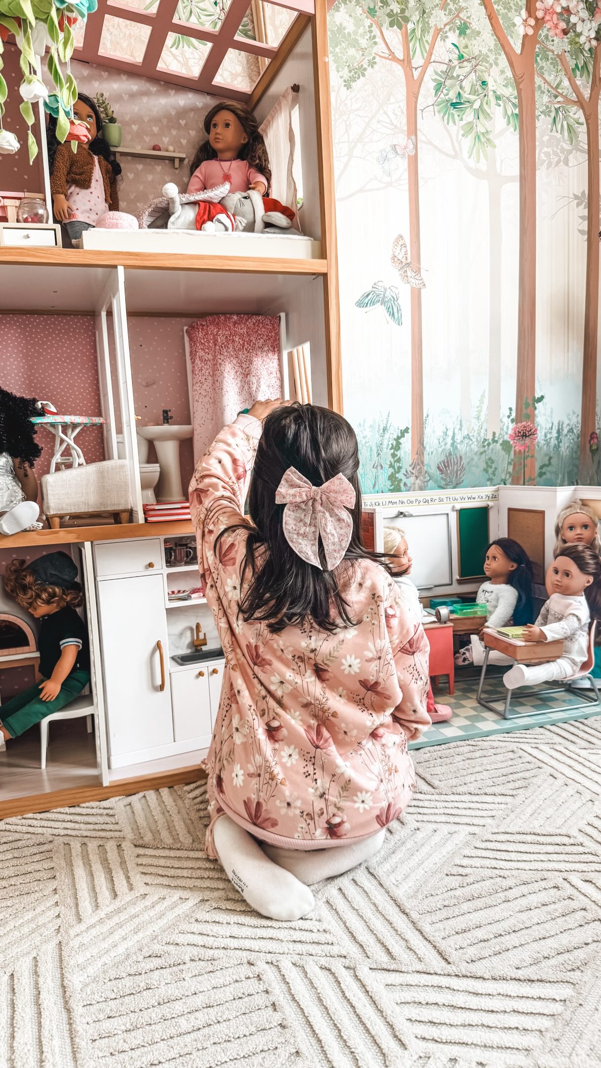 “You can learn more about a child in one hour of play than you can in one year of conversation.” ✨

🔎
Lily is wearing the newest collection from @deuxpardeuxkids , and I’m happy to let you know that my link: https://www.deuxpardeux.com/URSZULA48029  will give you 15% off of it 🌸🙃

#deuxpardeuxpartner #deuxpardeuxkids
