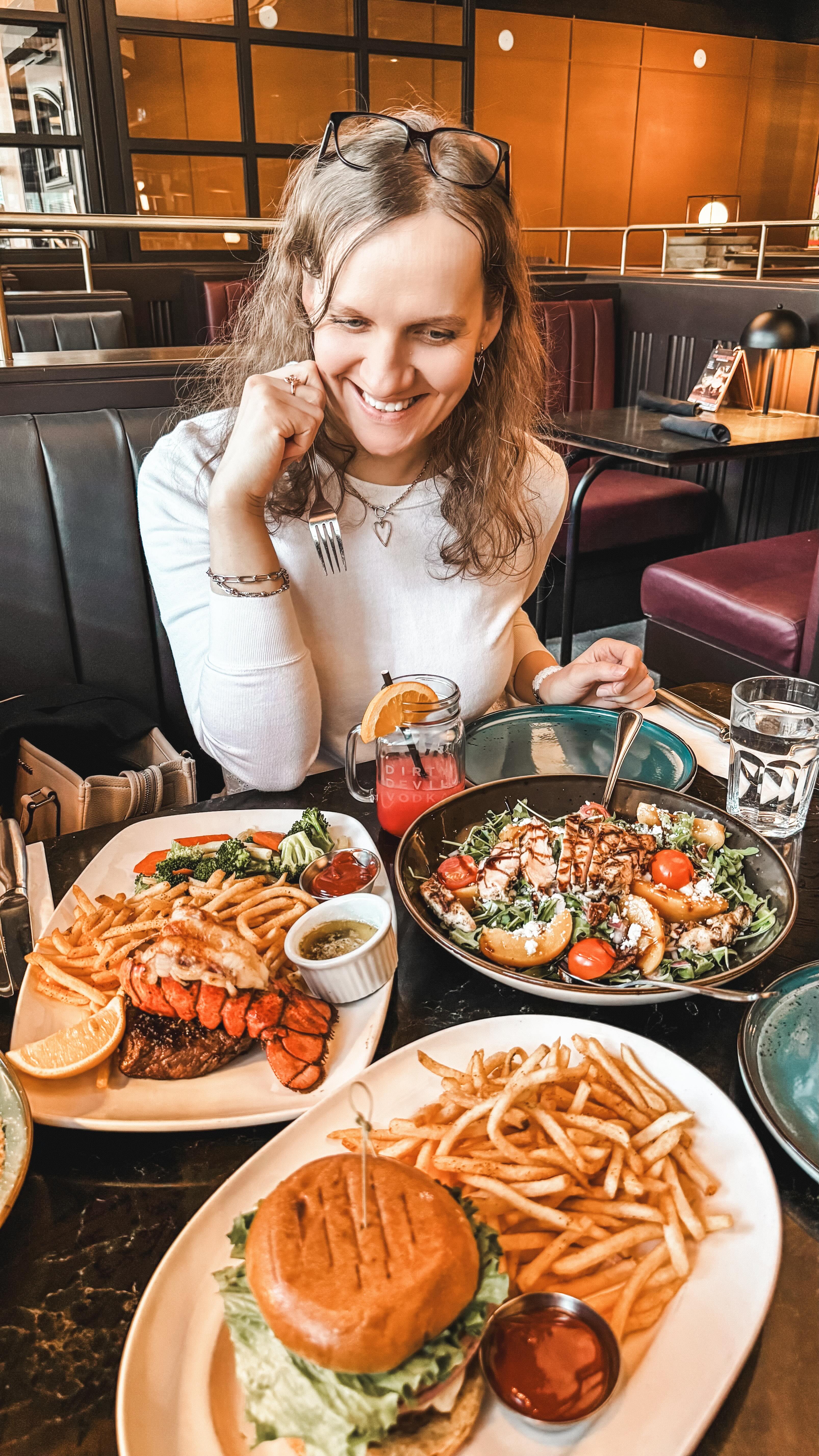 My family & I had an opportunity to visit @batonrouge_downtownottawa 😃, which has been recently refreshed with a beautiful new look, and the new design includes a dedicated wall for local artists! 🖼️ Of course, I cannot not mention the delicious food we had! 😋🙌

Here’s what we tried & enjoyed:

Appetizers:
▫️Tempura Shrimp
▫️Crab Cakes
▫️Mini Yorkshire Puddings
▫️Cauliflower Wings
▫️Calamari

Mains:
▫️Grilled Peach Salad (with chicken) - my favourite!
▫️Truffle Gnocchi 
▫️Bâton Rouge Burger
▫️Classic Surf & Turf

Dessert:
▫️Crème Brûlée

& their delicious mocktails!

Our rate: 8.5/10 🙌

Location:
📍 360 Albert St Unit 110, Ottawa, ON
(parking is free after 5pm!)

.hosted.

#batonrougedtott #batonrougeottawa #ottawainfluencer #ottawadining #ottawaeats