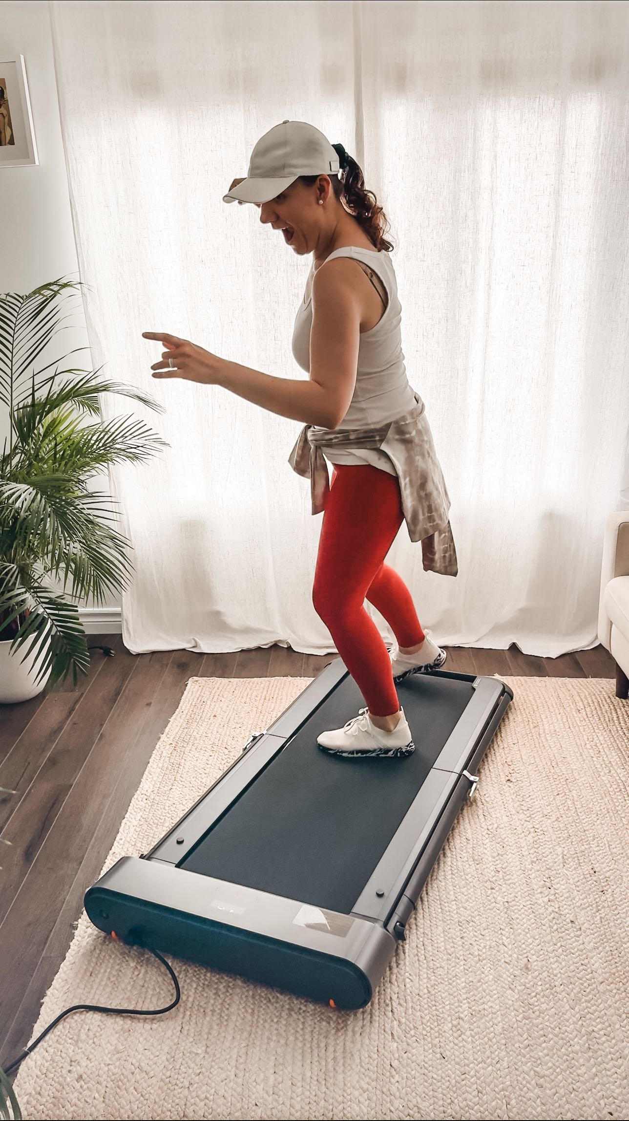 Did you know that walking pads offer numerous health and lifestyle benefits by promoting physical activity, improving cardiovascular and bone health, boosting mood and energy, and enhancing productivity through low-impact, convenient, and space-saving exercise that can be integrated into daily work and routines? 💚

I do like my walking pad, a lot! 🙃 The one I have is from (ca.walkingpad.com) @walkingpadca : R1 Pro Home Treadmill, which is actually 2-in-1 so you can either walk and/or run on it 🏃‍♀️.

walking pad • workout at home